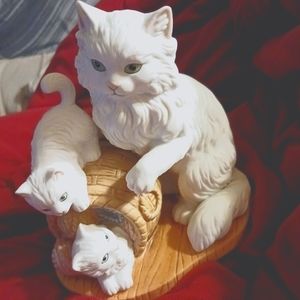 Homeco Kitten figurine